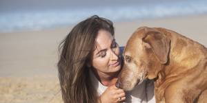 Georgina with her 12-year-old Rhodesian ridgeback Vegas in the Compass special Goodbye My Dog.