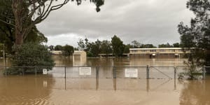 How to stop stress from floods affecting unborn babies and their mums