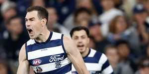 Jeremy Cameron’s five goals,including the 600th for his career,helped maintain Geelong’s unbeaten record.