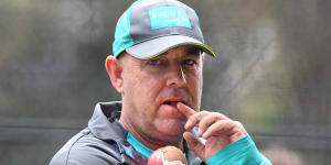 Darren Lehmann set to announce his resignation:report