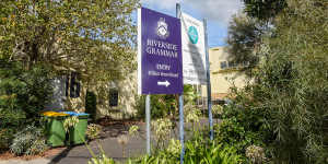 Riverside Grammar School.