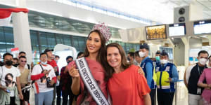 Miss Universe Indonesia Laksmi DeNeefe Suardana,pictured with her mother Janet DeNeefe,is farewelled from Jakarta airport before the pageant in the US.