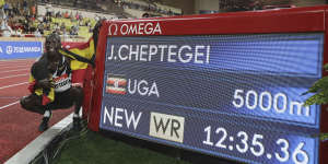 Uganda’s Joshua Cheptegei,who is world record holder for the 500m amd 10000m,is the favourite for the men’s race.