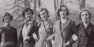 An eccentric upbringing:The Mitford sisters,in 1935,(from left) Jessica,Nancy,Diana,Unity and Pamela.