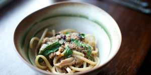Wholemeal bucatini.