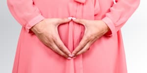 Menopause symptoms peak between the ages of 50 and 58,when about one in four women experience hot flushes and one in five have night sweats,according to the Australian Longitudinal Study on Women’s Health.