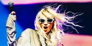 Paris Hilton,a Blur spray and Taylor Swift:Highlights from Coachella