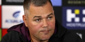 'Wouldn't man up':Seibold savages Broncos owner on last day in job