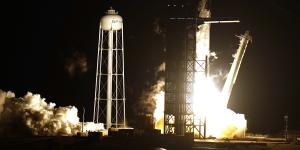 SpaceX launches to space station,kicking off regular crew flights from US