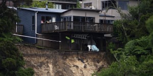 Auckland has been hit by flash flooding and landslides,leading to thousands of insurance claims.