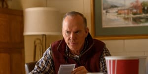 Working with Michael Keaton was a highlight of Kaitlyn Dever’s experience on Dopesick. “You can’t help but believe everything he’s saying,because he’s so truthful and grounded.”