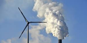 Blowouts for key transmission lines is risking further extensions to coal plants and increased greenhouse emissions from the energy grid. 