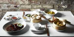 Lee Ho Fook in Melbourne has opened its bookings and unveiled a weekend lunch service of yum cha dishes. 