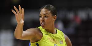 Cambage needs to cope with refs:Jackson