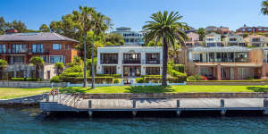 Hunters Hill ‘abandoned mansion’ gets last-minute reprieve from mortgagee