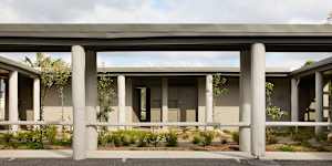 Robin Boyd created the Black Dolphin as a more Australian-style motel.