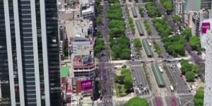 Drone shows thousands queue for Maradona farewell