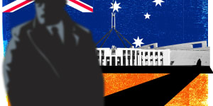 ASIO says a foreign intelligence network has been targeting Australian and one federal politician.