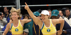 Kerri Pottharst and Natalie Cook celebrate their gold at Bondi at the Sydney 2000 Olympics.