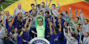 Chelsea destroy Arsenal to win Europa League final