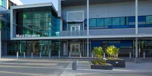 The chief executive of Gold Coast Hospital and Health Service says staff at Robina Hospital “should have done better”. 