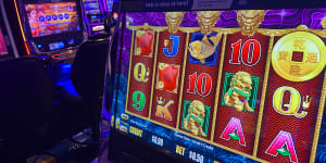 Vegas,Nashville,New York:Gaming regulator to examine pokie junkets