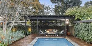 Family spends $5,725,000 on Hawthorn home they’d seen only half an hour before