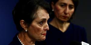 Senior Liberals criticise ICAC over Gladys Berejiklian investigation