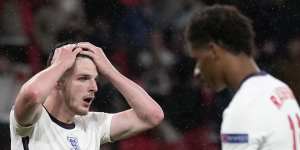 England boss looks to bigger picture after fans jeer disappointing draw with Scotland