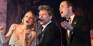 In 2013,Taylor Swift,Jon Bon Jovi and Prince William sang at a charity event. 