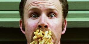 Morgan Spurlock made the documentary"Super Size Me"based on eating only McDonald's food for one month.