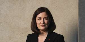 Senator Sarah Henderson failed to get a handle on the prime minister with her tweet.