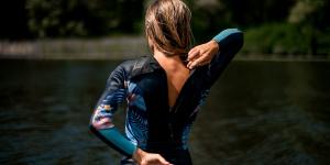 Wetsuits are design to be worn in the wet,not to restaurants.