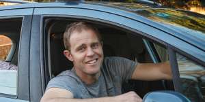 Will Davies,co-founder of peer to peer car sharing service Car Next Door,offers remote working for employees. 