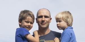 Tym Pieglowski with his sons,Zachary,6,and Kai,3,