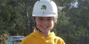 Young Ariarne grew up on an acreage near Launceston,Tasmania,where pony club and swimming were early interests.