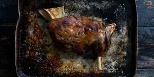 Whole slow-roasted lamb shoulder,Cumulus Inc,Melbourne.