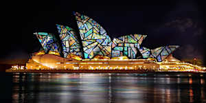 Coming to Vivid:David McDiarmid’s Kiss of Light. 
