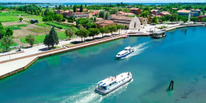 Venice canal cruise with a child:The trip that nearly put me off travel,forever