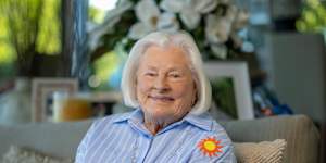 Paula Fox,AC,in her Portsea home.