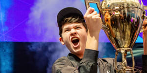 Fortnite World Cup winning teenager becomes overnight multimillionaire