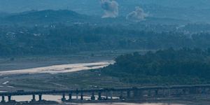 Pakistan to consider de-escalation in India clash after latest strikes