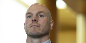 David Pocock urges Labor to split IR bill as reforms delayed until next year