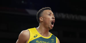 Dante Exum body-slammed:EuroLeague player sorry for hit on Aussie in basketbrawl