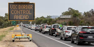 Federal government urged to come back to table on state border closures