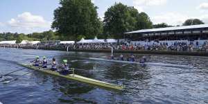 The Henley Royal Regatta,at Henley-on-Thames,England,is the most prestigious regatta in the world.