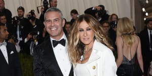 'Catfight of one':Friends leap to Sarah Jessica Parker's defence