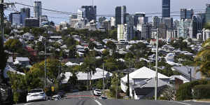 The commission’s 458-page final report pins the productivity fall on the growing regulatory burden across land use,building and labour,along with “increasingly interventionist procurement policies”.