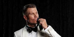 Sealed with a kiss:David Warner with his Allan Border Medal.