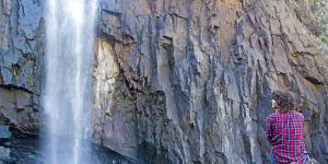 Hit cascade:The 17 Mile Falls on the Jatbula Trail.